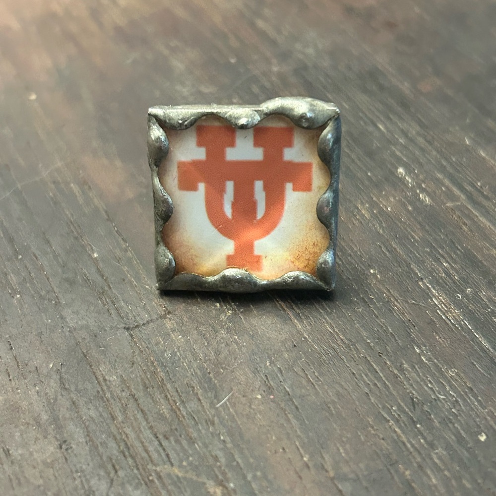 Adjustable University of Texas Square Silver Ring